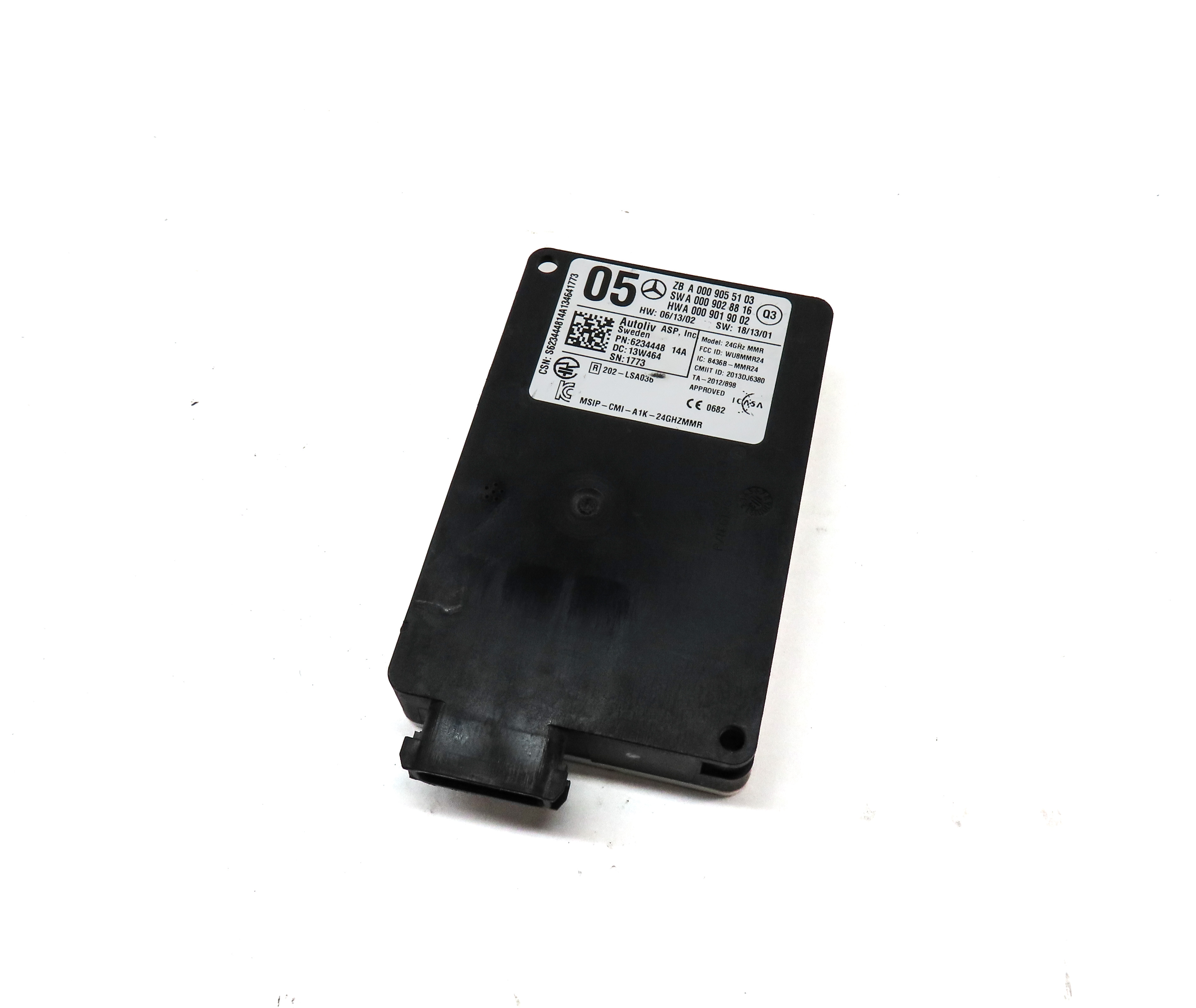 14-15 MERCEDES E-CLASS (W207 W212) FRONT ADAPTIVE CRUISE RADAR DISTANCE MODULE — exact item pictured